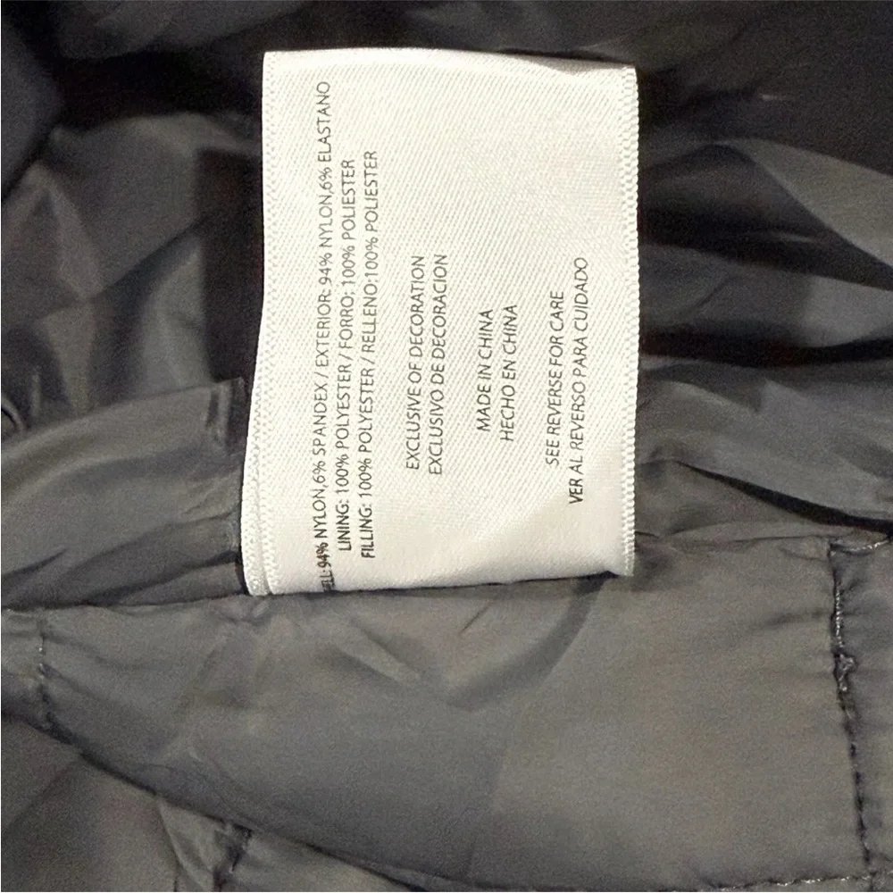 Orvis Gray Quilted Vest with Stand-Up Collar‎